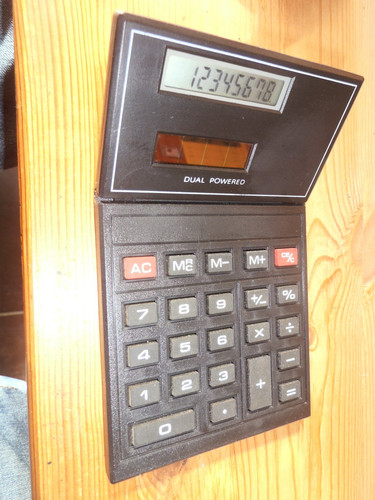 Taschenrechner mittelgroß